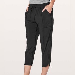 Lululemon Cropped Pants